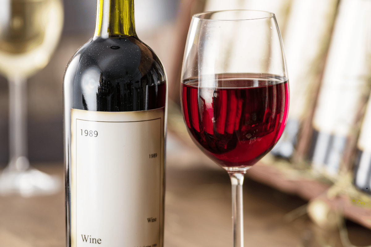 Domowe wino serwowane w guachinche na Teneryfie